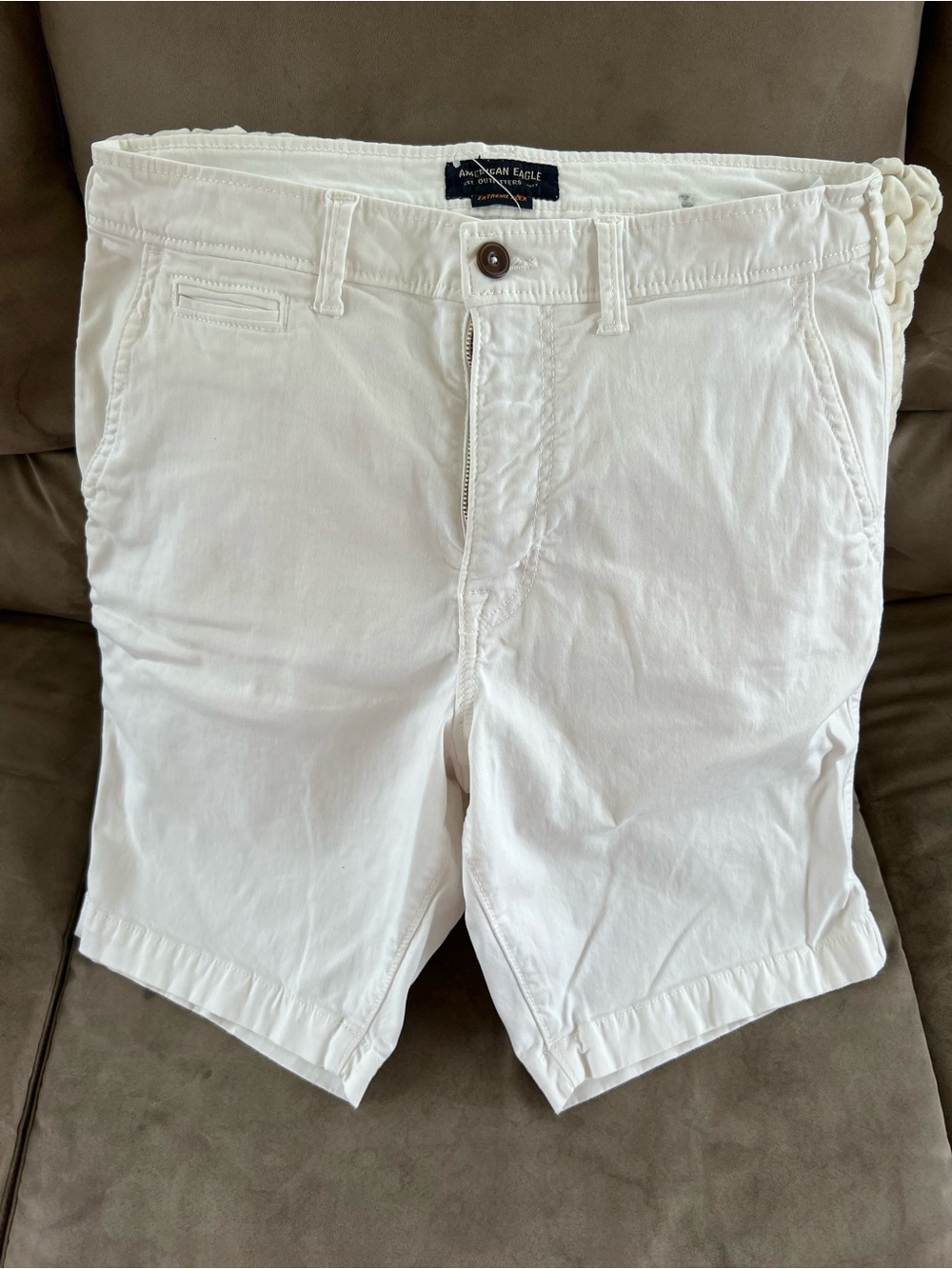 American Eagle Outfitters White Flat Front Men’s Shorts